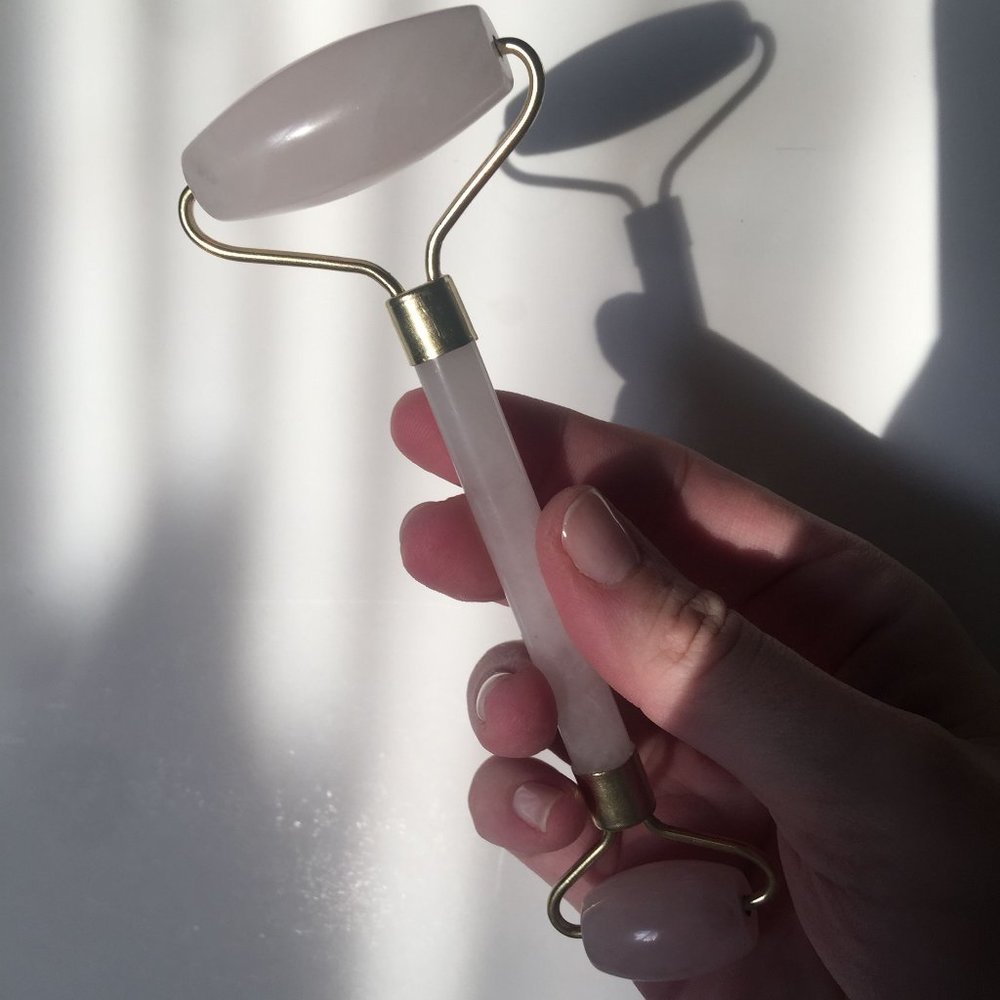 SOLARIS Rose Quartz Dual-Ended Face Roller NWOT